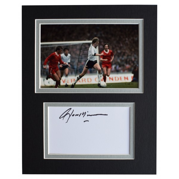 Gordon McQueen Signed Autograph 10x8 photo display Manchester United AFTAL COA Perfect Gift Memorabilia