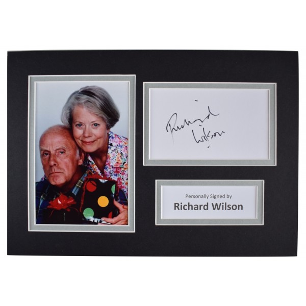 Richard Wilson Signed Autograph A4 photo display One Foot in the Grave AFTAL COA Perfect Gift Memorabilia	