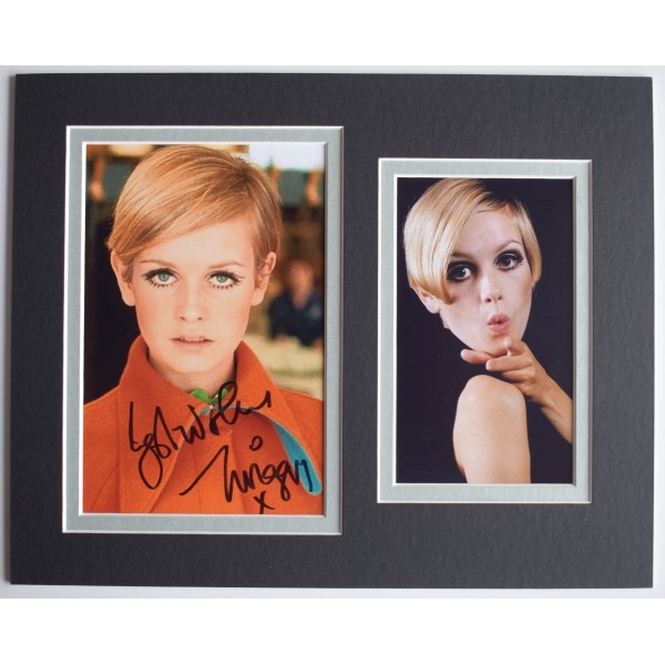 Twiggy Lawson Signed Autograph 10x8 photo display 60's Model Actress AFTAL COA Perfect Gift Memorabilia	