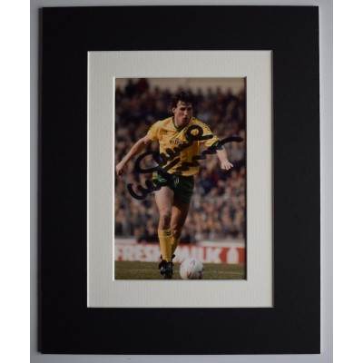 Dave Watson Signed Autograph 10x8 photo display Norwich City Football AFTAL COA Perfect Gift Memorabilia		