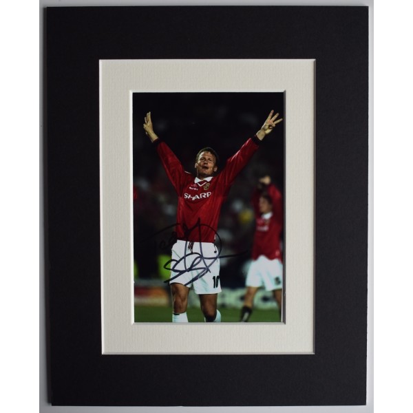 Teddy Sheringham Signed Autograph 10x8 photo display Manchester United COA AFTAL Perfect Gift Memorabilia		