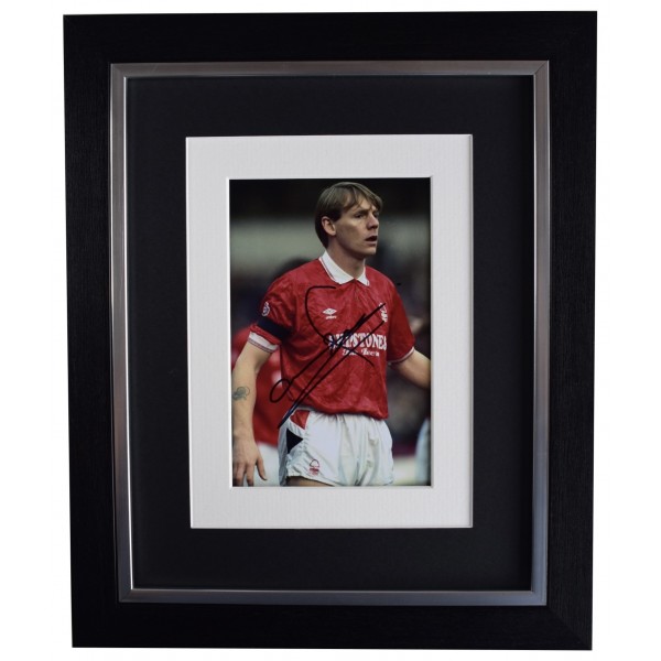 Stuart Pearce Signed 10x8 Framed Autograph Photo Display Nottingham Forest AFTAL Perfect Gift Memorabilia		