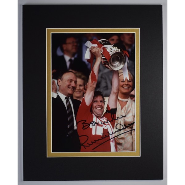 Ronnie Whelan Signed Autograph 10x8 photo display Liverpool Football COA AFTAL Perfect Gift Memorabilia		