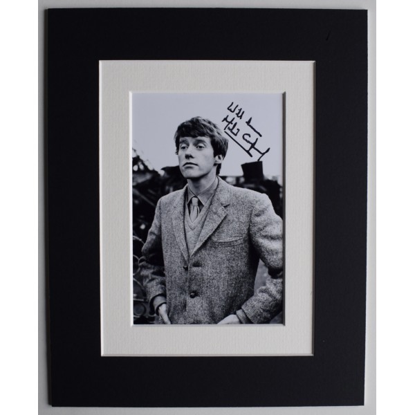 Michael Crawford Signed Autograph 10x8 photo display TV Some Mothers Do Ave Em AFTAL Perfect Gift Memorabilia Michael Crawford Signed Autograph 10x8 photo display TV Some Mothers Do Ave Em AFTAL Perfect Gift Memorabilia