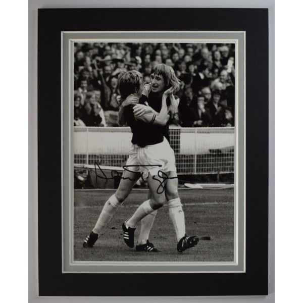 Alan Taylor Signed Autograph 10x8 photo display West Ham Utd Football COA AFTAL Perfect Gift Memorabilia	