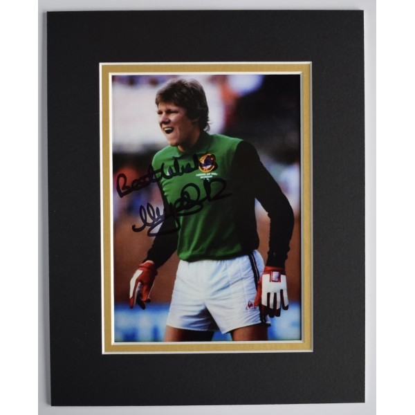 Nigel Spink Signed Autograph 10x8 photo display Aston Villa Football COA AFTAL Perfect Gift Memorabilia	