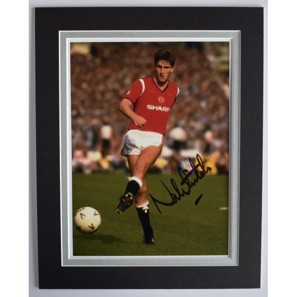 Norman Whiteside Signed Autograph 10x8 photo display Manchester United Football AFTAL Perfect Gift Memorabilia		