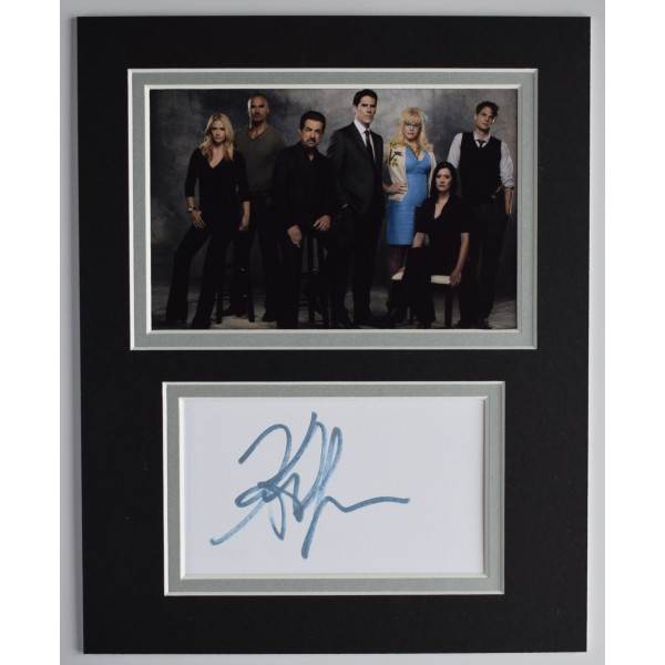 Kirsten Vangsness Signed Autograph 10x8 photo display TV Criminal Minds AFTAL Perfect Gift Memorabilia		