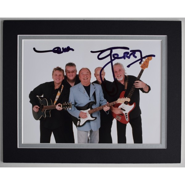 Gerry Marsden Signed Autograph 10x8 photo display Music Pacemakers COA AFTAL Perfect Gift Memorabilia	
