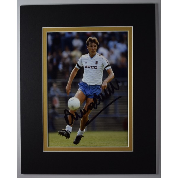 Alvin Martin Signed Autograph 10x8 photo display west Ham United Football AFTAL Perfect Gift Memorabilia Alvin Martin Signed Autograph 10x8 photo display west Ham United Football AFTAL Perfect Gift Memorabilia
