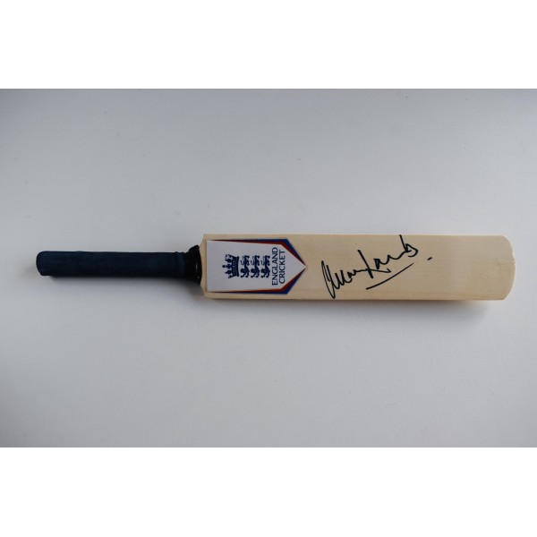 Allan Lamb Signed Autograph Signature Cricket Bat England Ashes COA AFTAL Perfect Gift Memorabilia		