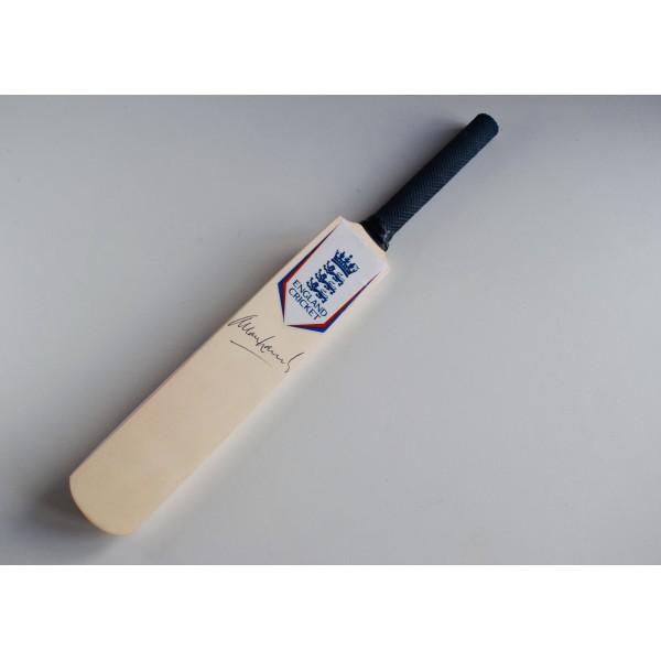 Allan Lamb Signed Autograph Signature Cricket Bat England Ashes COA AFTAL Perfect Gift Memorabilia Allan Lamb Signed Autograph Signature Cricket Bat England Ashes COA AFTAL Perfect Gift Memorabilia