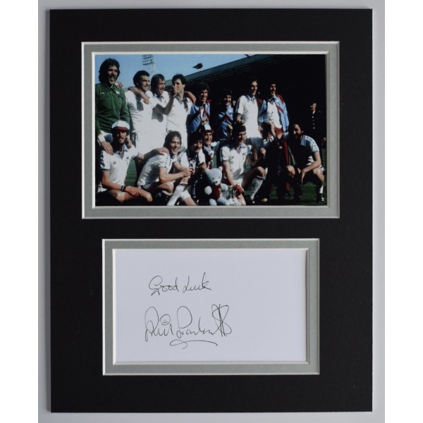 Phil Parkes Signed Autograph 10x8 photo display West Ham Utd Football COA AFTAL Perfect Gift Memorabilia Phil Parkes Signed Autograph 10x8 photo display West Ham Utd Football COA AFTAL Perfect Gift Memorabilia