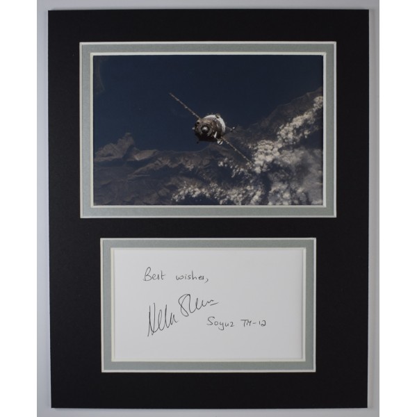 Helen Sharman Signed Autograph 10x8 photo display Space Station Astronaut AFTAL Perfect Gift Memorabilia	