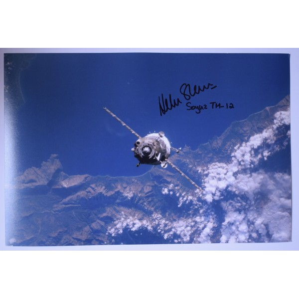 Helen Sharman Signed Autograph 12x8 Photo MIR Space Station Astronaut COA AFTAL Perfect Gift Memorabilia	