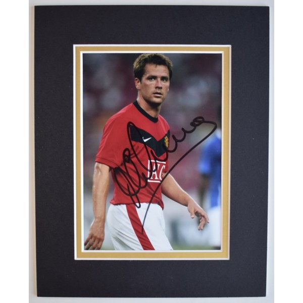 Michael Owen Signed Autograph 10x8 photo display Man Utd Football COA AFTAL Perfect Gift Memorabilia		