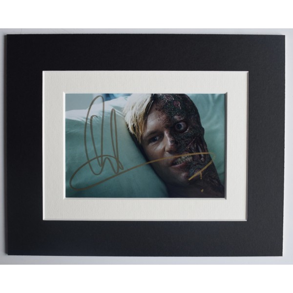 Aaron Eckhart Signed Autograph 10x8 photo display Dark Knight Batman Actor AFTAL Perfect Gift Memorabilia	