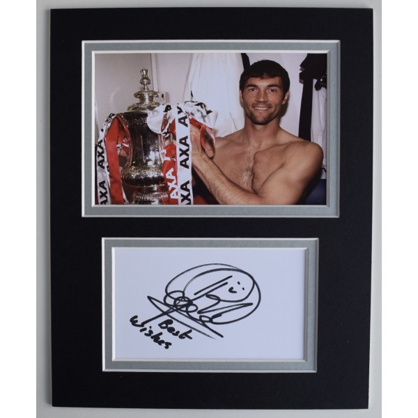 Raimond Van der Gouw Signed Autograph 10x8 photo display Man Utd Football AFTAL Perfect Gift Memorabilia		