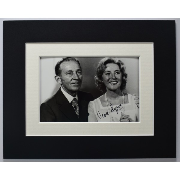 Vera Lynn Signed Autograph 10x8 photo display WW2 Forces Sweetheart Music AFTAL Perfect Gift Memorabilia	