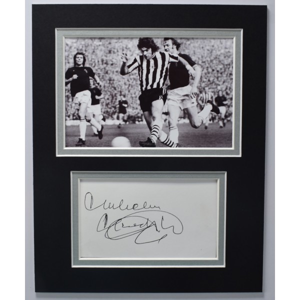 Malcolm Macdonald Signed Autograph 10x8 photo display Newcastle United Football AFTAL Perfect Gift Memorabilia	