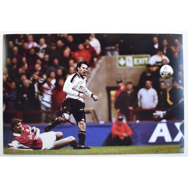 Ryan Giggs Signed Autograph 12x8 photo photograph Manchester United Football COA AFTAL Perfect Gift Memorabilia	