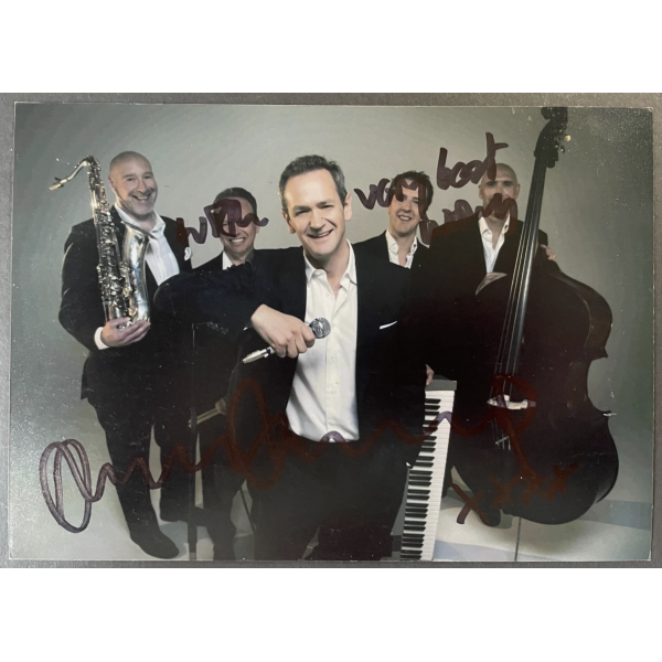 Alexander Armstrong Signed Signature Autograph 7x5 Music TV Pointless COA Alexander Armstrong Signed Signature Autograph 7x5 Music TV Pointless COA