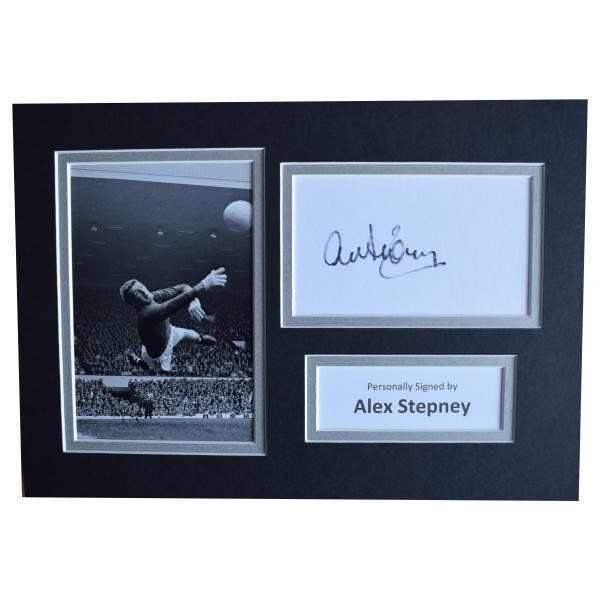 Alex Stepney Signed Autograph A4 photo display Manchester United Football COA Perfect Gift Memorabilia	