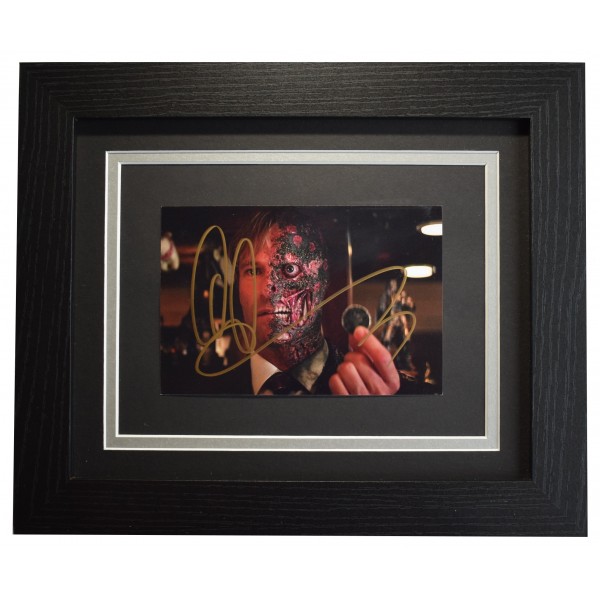 Aaron Eckhart Signed 10x8 Framed Photo Autograph Display Dark Knight COA Perfect Gift Memorabilia	