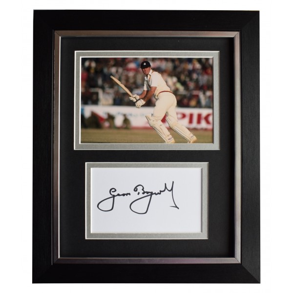 Geoff Boycott Signed 10x8 Framed Autograph Photo Display England Cricket AFTAL Perfect Gift Memorabilia			