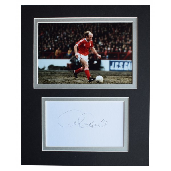 Archie Gemmill Signed Autograph 10x8 photo display Notts Forest Football AFTAL COA Perfect Gift Memorabilia	