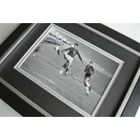 Just Fontaine SIGNED 10X8 FRAMED Photo Autograph Display France Football & COA AFTAL Memorabilia PERFECT GIFT 