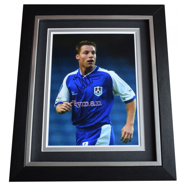 Neil Harris SIGNED 10x8 FRAMED Photo Autograph Display Millwall Football AFTAL  COA Memorabilia PERFECT GIFT