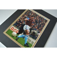 Dennis Mortimer Signed Autograph 10x8 photo mount display Aston Villa PROOF COA Perfect Gift