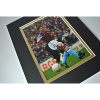 Dennis Mortimer Signed Autograph 10x8 photo mount display Aston Villa PROOF COA Perfect Gift