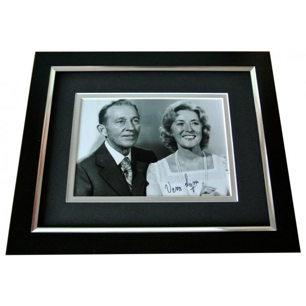 Vera Lynn Signed 10x8 FRAMED Photo Autograph Display WW2 Forces Music & COA PERFECT GIFT