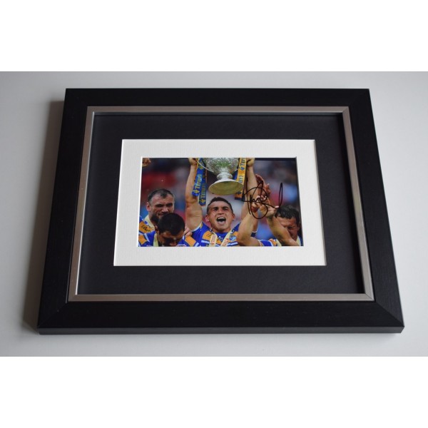 Kevin Sinfield SIGNED 10x8 FRAMED Photo Autograph Display Leeds Rhinos  AFTAL & COA Memorabilia PERFECT GIFT