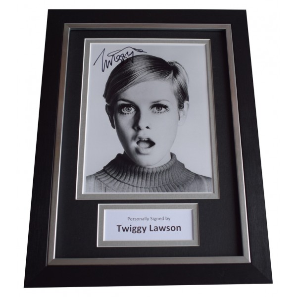 Twiggy Lawson Signed A4 FRAMED Autograph Photo Display Model Actress  AFTAL  COA Memorabilia PERFECT GIFT