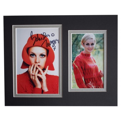 Twiggy Lawson Signed Autograph 10x8 photo display 60's Model TV  AFTAL  COA Memorabilia PERFECT GIFT