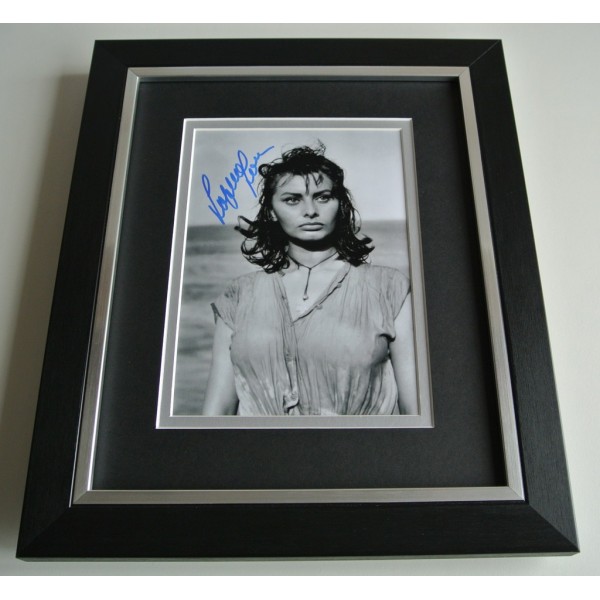 Sophia Loren SIGNED 10x8 FRAMED Photo Autograph Display Hollywood Film & COA      PERFECT GIFT