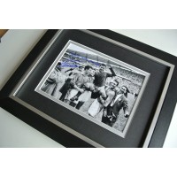 Just Fontaine SIGNED 10X8 FRAMED Photo Autograph Display France Football & COA PERFECT GIFT