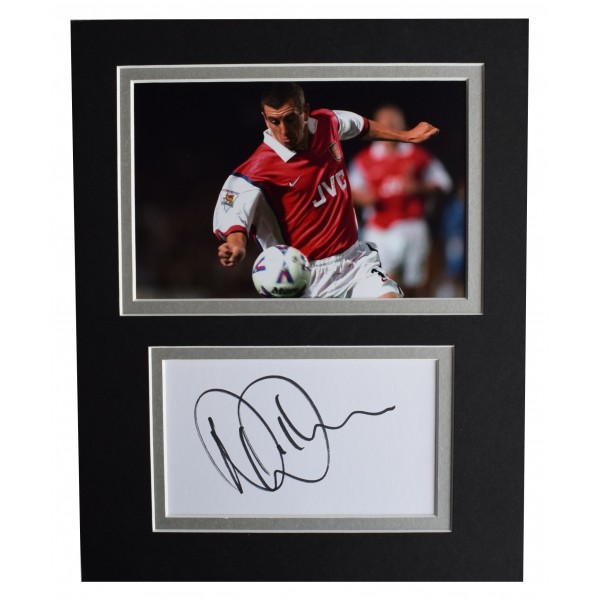Nigel Winterburn Signed Autograph 10x8 photo display Arsenal Football AFTAL COA  Perfect Gift Memorabilia		